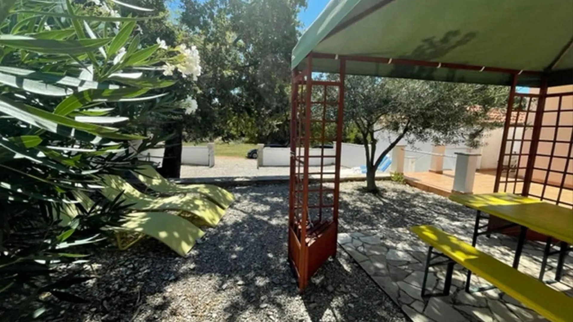 Apartments In Stranici Kod Nove Vasi - Istrien 53420 Rosini